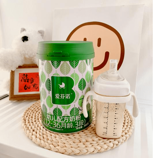 寶寶睡不好怎么辦?試試看花冠愛芬諾奶粉!
